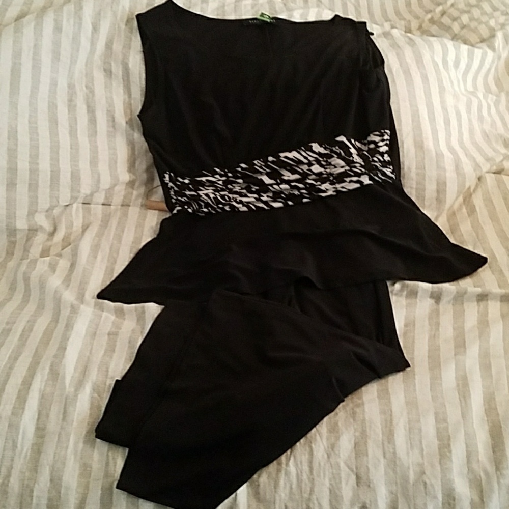 Pant suit - Picture 2 of 2